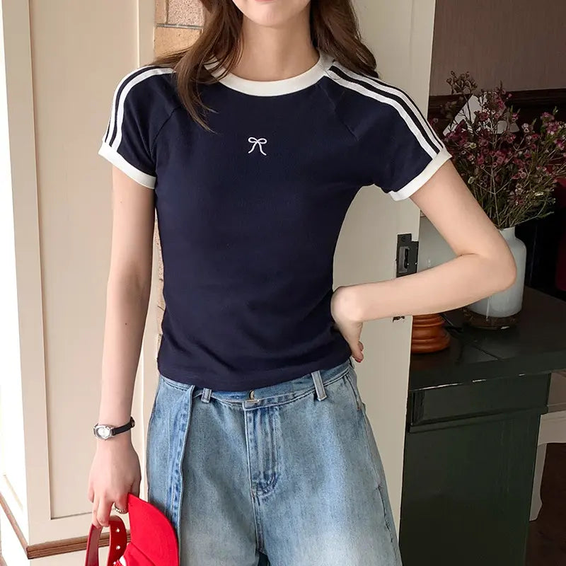 Camiseta Estilo Retro Con Rayas